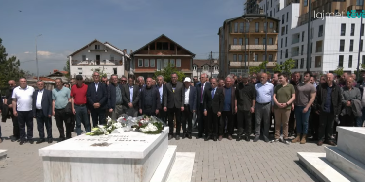 Në 25-vjetorin e rënies përkujtohet heroi Bahri Fazliu