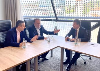 Lajçak diskuton për rëndësinë e stabilitetit në rajon me zyrtarë të Bosnje e Hercegovinës