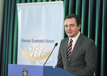 Kurti priti në takim pjesëmarrësit e Forumit të 20-të Ekonomik të Vjenës