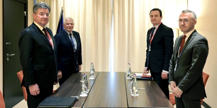 Kurti takohet me Lajçakun e Borrellin: Rruga përpara është e rrënjosur në zbatim të shpejtë të Marrëveshjes Bazë