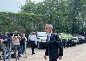 Ilir Peci arrin në Boletin për betim si kryetar i Zveçanit