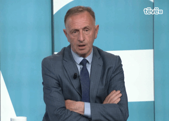 Azemi: Qeveria po i trajton punëtorët e sektorit privat si skllevër