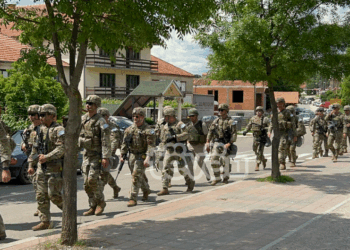 Shtohen forcat e KFOR-it në Leposaviq