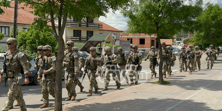 Shtohen forcat e KFOR-it në Leposaviq