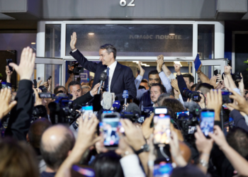 Partia e kryeministrit aktual fiton zgjedhjet parlamentare në Greqi