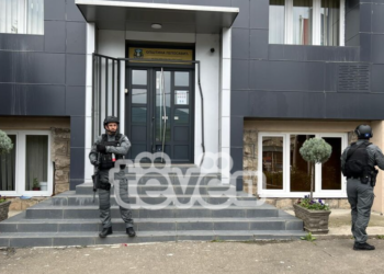 Sveçla në Leposaviq, takon kryetarin e kësaj komune