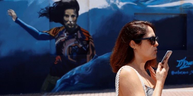 Ulen çmimet e roaming-ut mes BE-së dhe Ballkanit Perëndimor