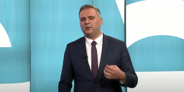 Bajqinovci: Avdullah Hotit po ia shohim ende sherrin me ekipin menaxhues