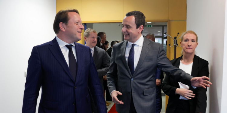 Varhelyi: BE-ja po ofron mbështetje të madhe për Asociacionin