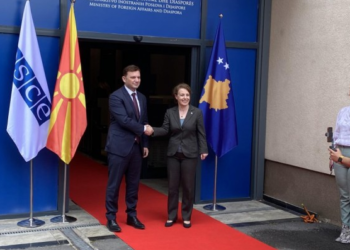 Gërvalla takohet me homologun Osmani