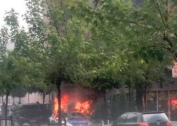 Digjet vetura e Policisë në Zveçan