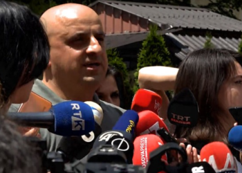 Milosavljeviq: Protestat në veri po zhvillohen të qeta, nesër do të jenë masovike