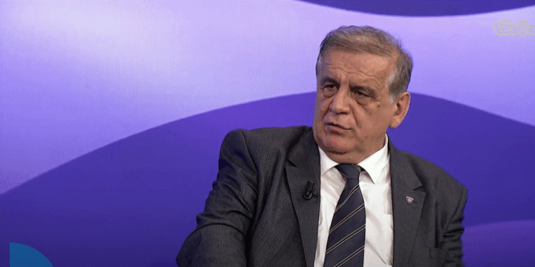 Spahiu: Deklaratat kontradiktore të amerikanëve janë në shërbim të nxitjes së Serbisë që ta sulmojë Kosovën