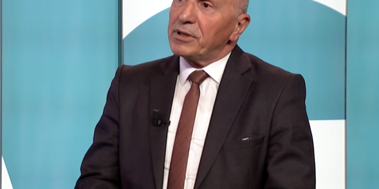 Kamberi: Ndaj Serbisë duhet presion ndërkombëtar për çështjen e Luginës