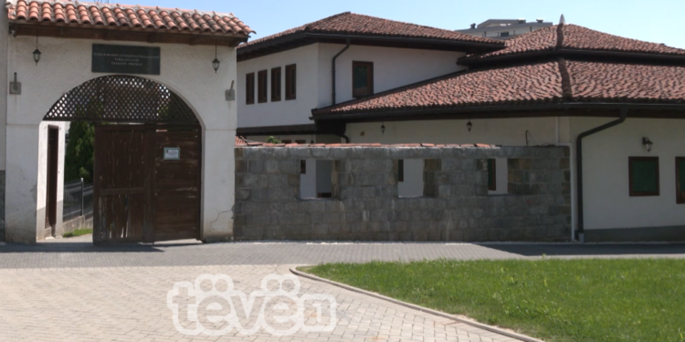 Asnjë i dyshuar për vjedhjen në  Teqen e Madhe  në Gjakovë