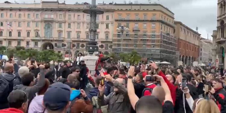 Ndizet atmosfera në “San Siro”, fyhet rëndë Calhanoglu nga tifozët e Milan