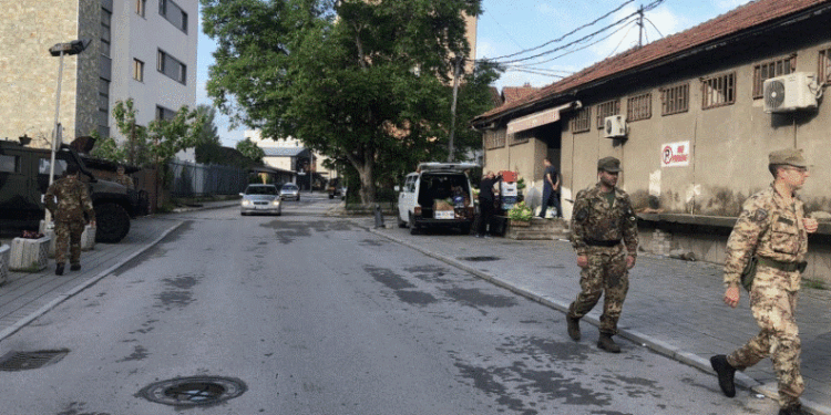 Natë e qetë në veri, serbët protestojnë edhe sot