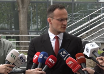 Hyseni për Muratin: Ndodh që s’ma hap telefonin