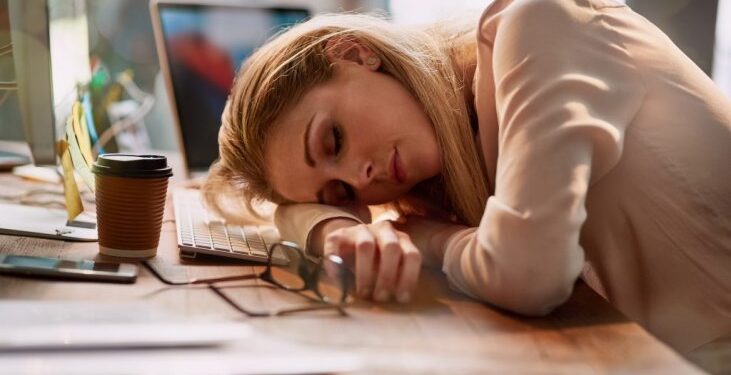 Lodhja kronike: Çfarë e shkakton dhe si ta shmangim?