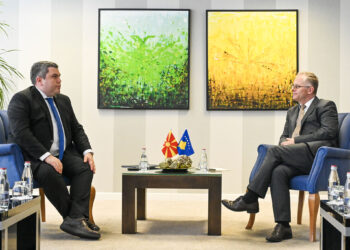 Bislimi takon homologun maqedonas, diskutojnë për forcimin e bashkëpunimit