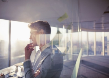 Frazat që njerëzit e mençur ia thonë vetes çdo ditë