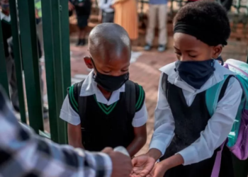 Fëmijët e Afrikës së Jugut kanë vështirësi të lexojnë deri në moshën 10-vjeçare