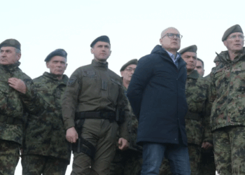 Ministri serb i Mbrojtjes: Po përfundojmë dislokimin e njësive ushtarake