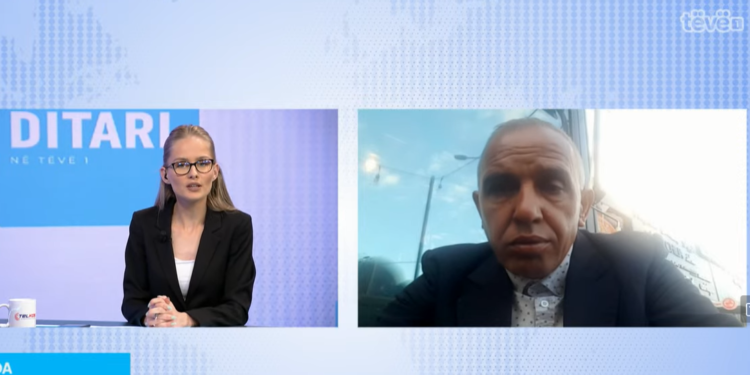 Zeqiri komenton deklaratën e Kurtit se “kryetarët e rinj në veri janë udhëheqës me ‘u’ të vogël”