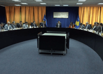 Komunat kërkojnë kthimin e mjeteve vetanake