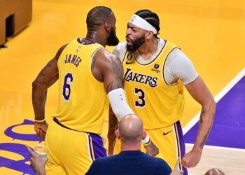 Lakers fiton dramën ndaj Warriors në “Chase Center”