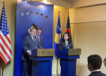 Senatori Peters garanton se ShBA-ja do ta përkrah Kosovën në çdo hap
