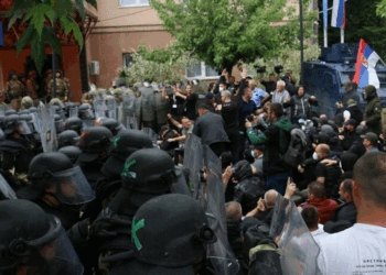 Turqia bën thirrje për qetësi në veri të Kosovës