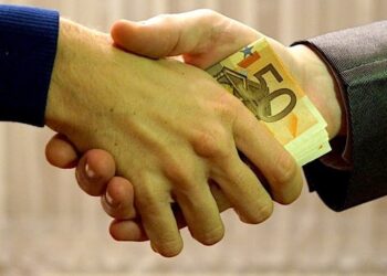 Arrestohet një person në Ferizaj për marrje ryshfeti dhe mashtrim