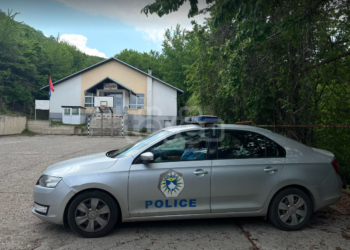 Tre kryetarët e komunave veriore sot betohen në ndërtesa publike