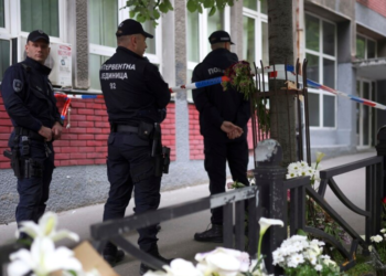 Dy të plagosur nga sulmi i armatosur në Beograd në gjendje kritike