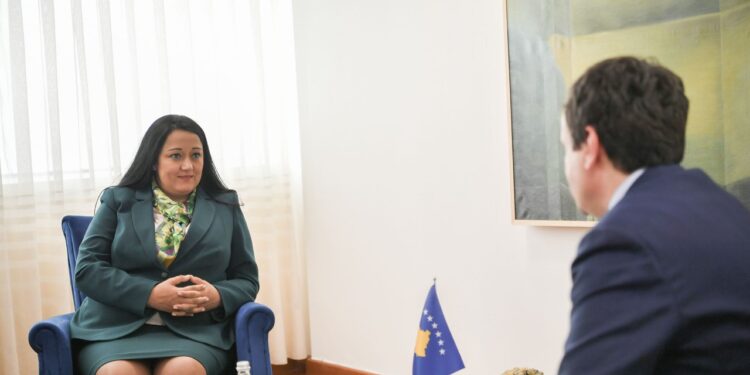 Banka Evropiane për Investime shpreh gatishmërinë për të ndihmuar rreth Fondit Sovran