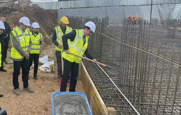 Aliu tregon se kur do të vendoset gurthemeli për banimin social dhe ato për çifte