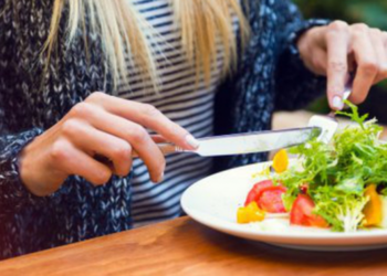 Këto mund të jenë arsyet pse ju ndiheni gjithmonë të uritur