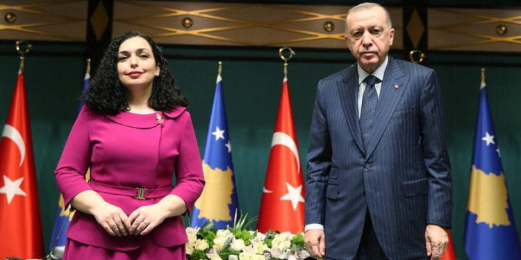 Osmani niset për në Turqi për inaugurimin e Erdoganit