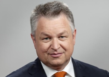 Zyrtari i lartë i OSBE-së: Të punohet për depërshkallëzim të situatës në veri