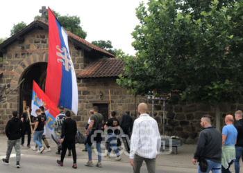 Serbët nisin të mblidhen për festën e “Vidovdanit”