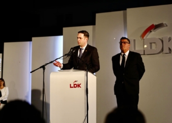 Lutfi Haziri tregon se a do të kandidojë për kryetar partie