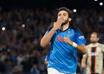 Khvicha Kvaratskhelia shpallet lojtari i ri më i mirë i sezonit në Champions League