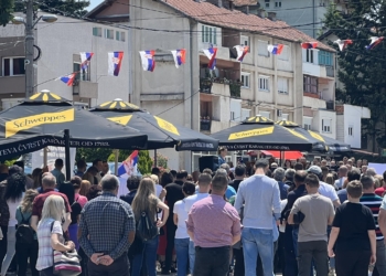 Protestuesit në veri kërkojnë lirimin e personave që sulmuan gazetarët