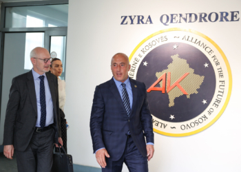 Haradinaj takon ambasadorin e Francës: Folëm për nevojën e deeskalimit të situatës