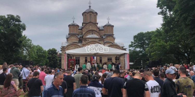 Serbët nisin festimin e “Vidovdanit” në Graçanicë