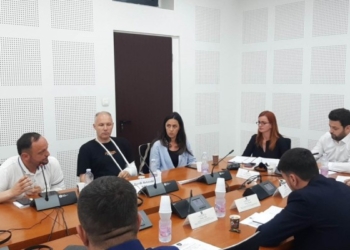 Gazetarët kërkojnë siguri dhe kushte për të kryer misionin e tyre