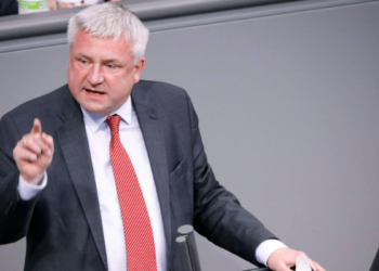 Deputeti gjerman: Masat e BE-së ndaj Kosovës janë gabim