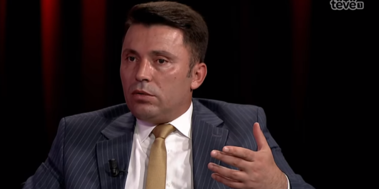 Rrustemi: Opozita ka dëmtuar pozicionin e Kosovës në dialog me qëndrimin për situatën në veri