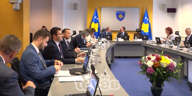 29 zëvendësministra, vlerësohet si mospërmbushje e premtimit për reduktim stafi